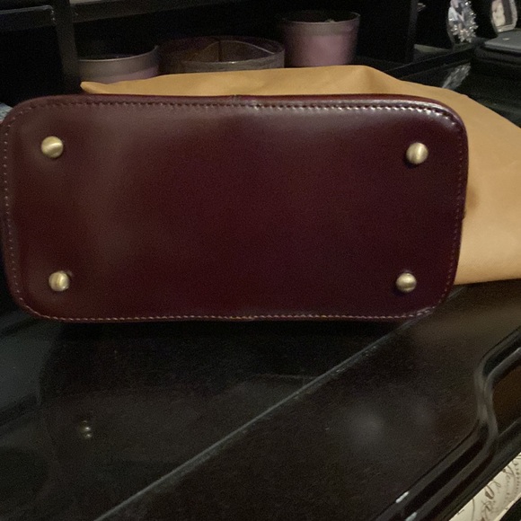 Patricia Nash Handbag/Backpack - Picture 9 of 11